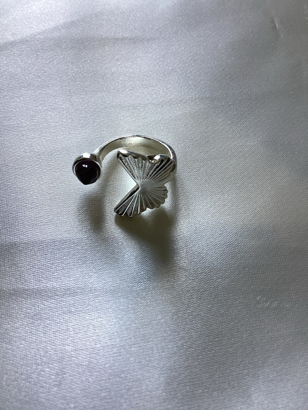 Avon‎ Purple Peace Amethyst Open Butterfly Ring Size 6 NIB